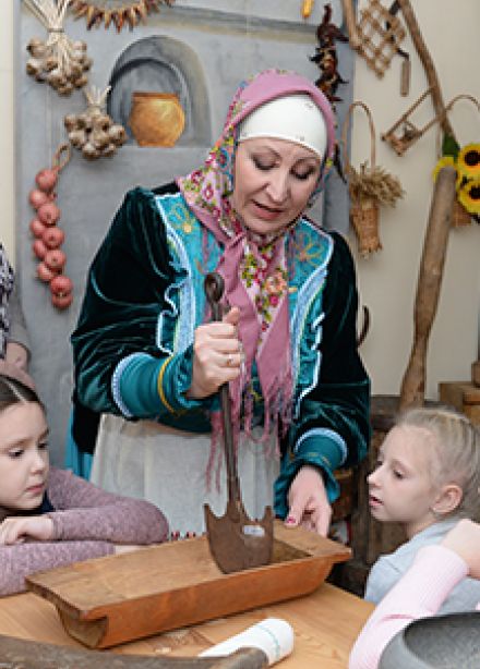 Казачий дом и все в нем. Занятие