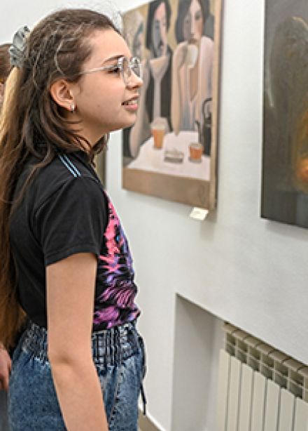 Самостоятельный осмотр Городского выставочного зала